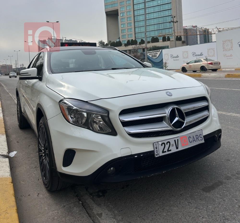 مێرسێدس بێنز GLA